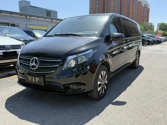 Mercedes-Benz Vito 2.0T Business Edition 7 Seats