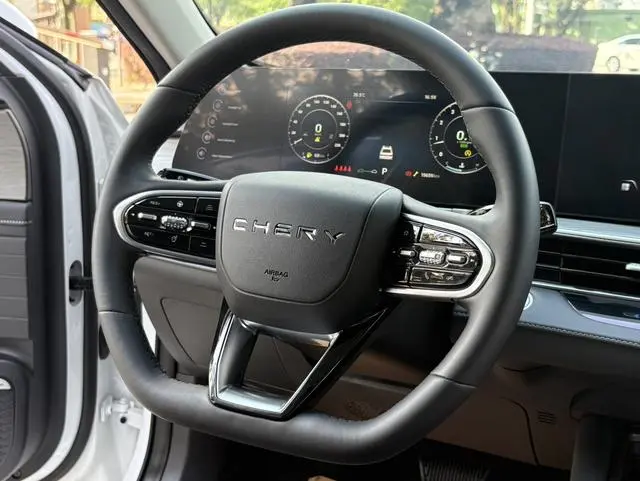 Chery Fulwin Arrizo 8 1.6TGDI DCT Yi