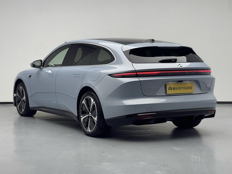 NIO NIO ET5 Touring 2025