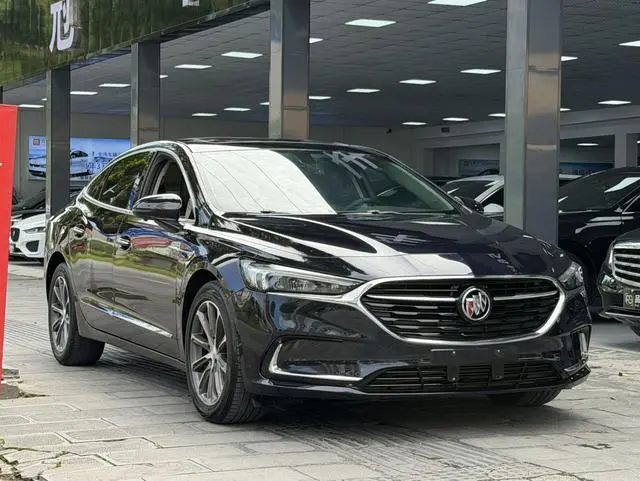 Buick Lacrosse 28T luxury
