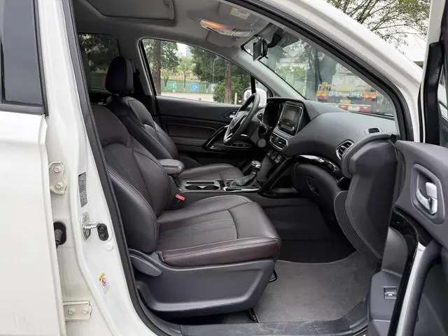GAC Trumpchi GS4 235T automatic two-wheel drive elite edition