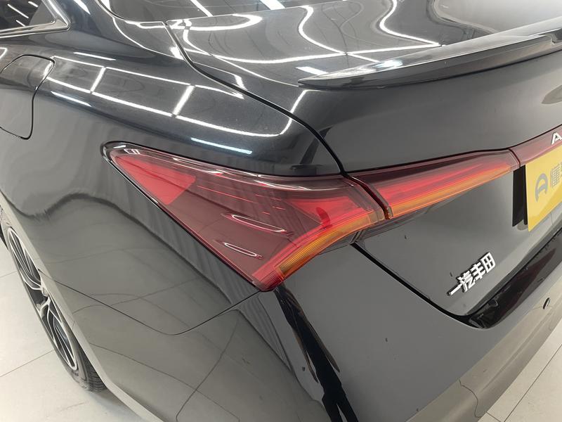 Toyota Asian Dragon 2022