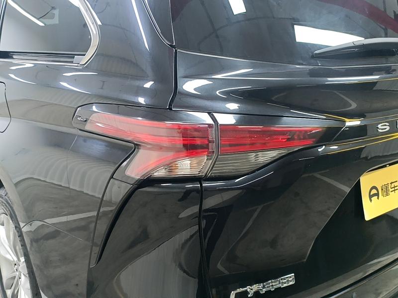 Toyota Sienna 2023