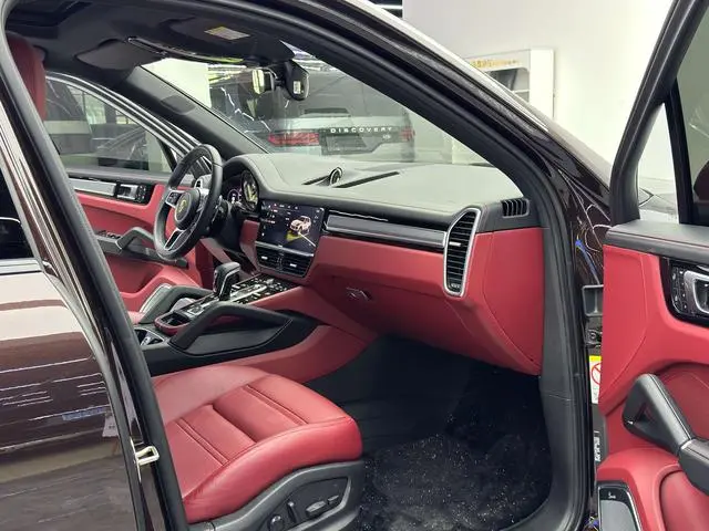 Porsche Cayenne E-Hybrid Cayenne E-Hybrid 2.0T Platinum Edition