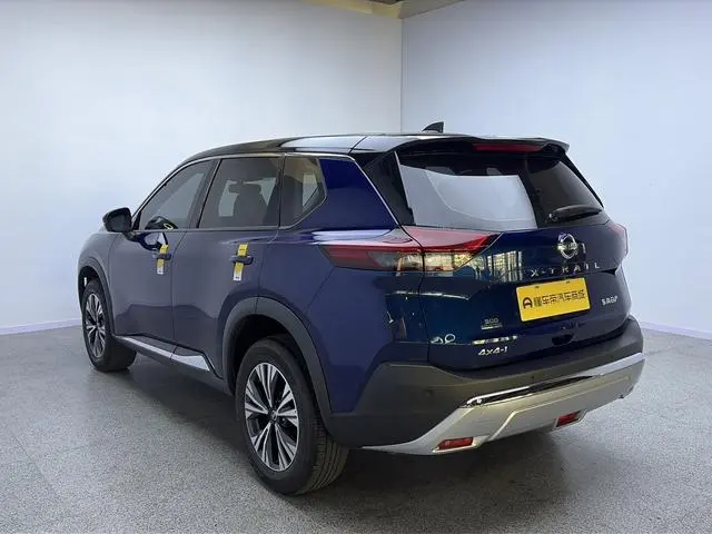 Nissan Qijun VC-Turbo 300 CVT 4WD Deluxe Edition