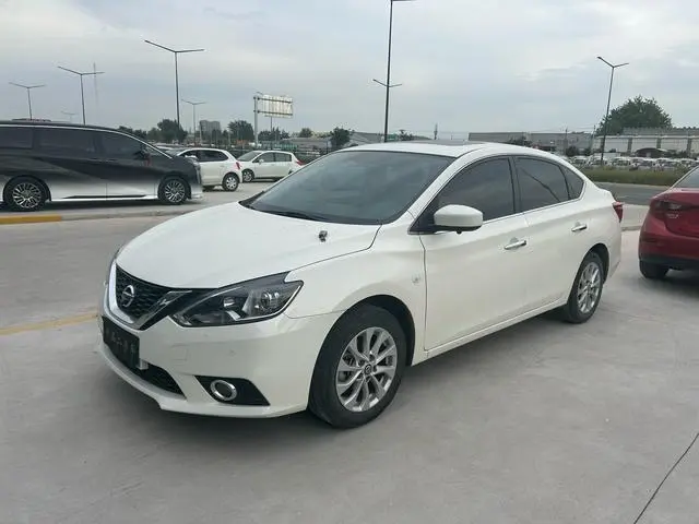 Nissan Xuan Yi Classic 1.6 XL CVT Deluxe Edition