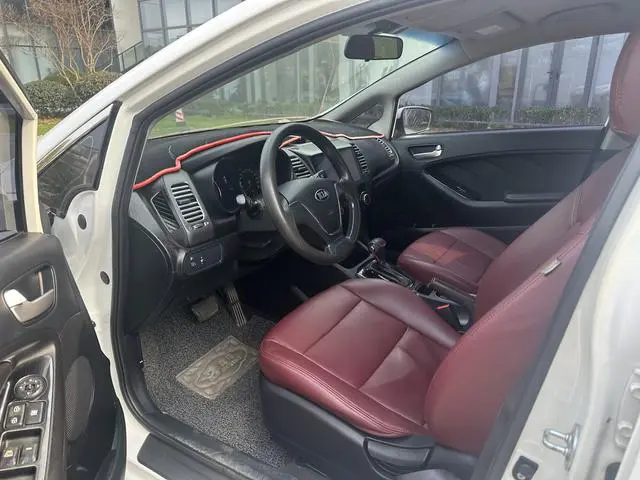 Kia Kia K3 1.6L automatic 15th Anniversary Special Edition GLS