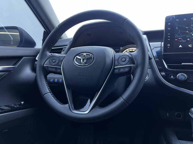 Toyota Camry 2023