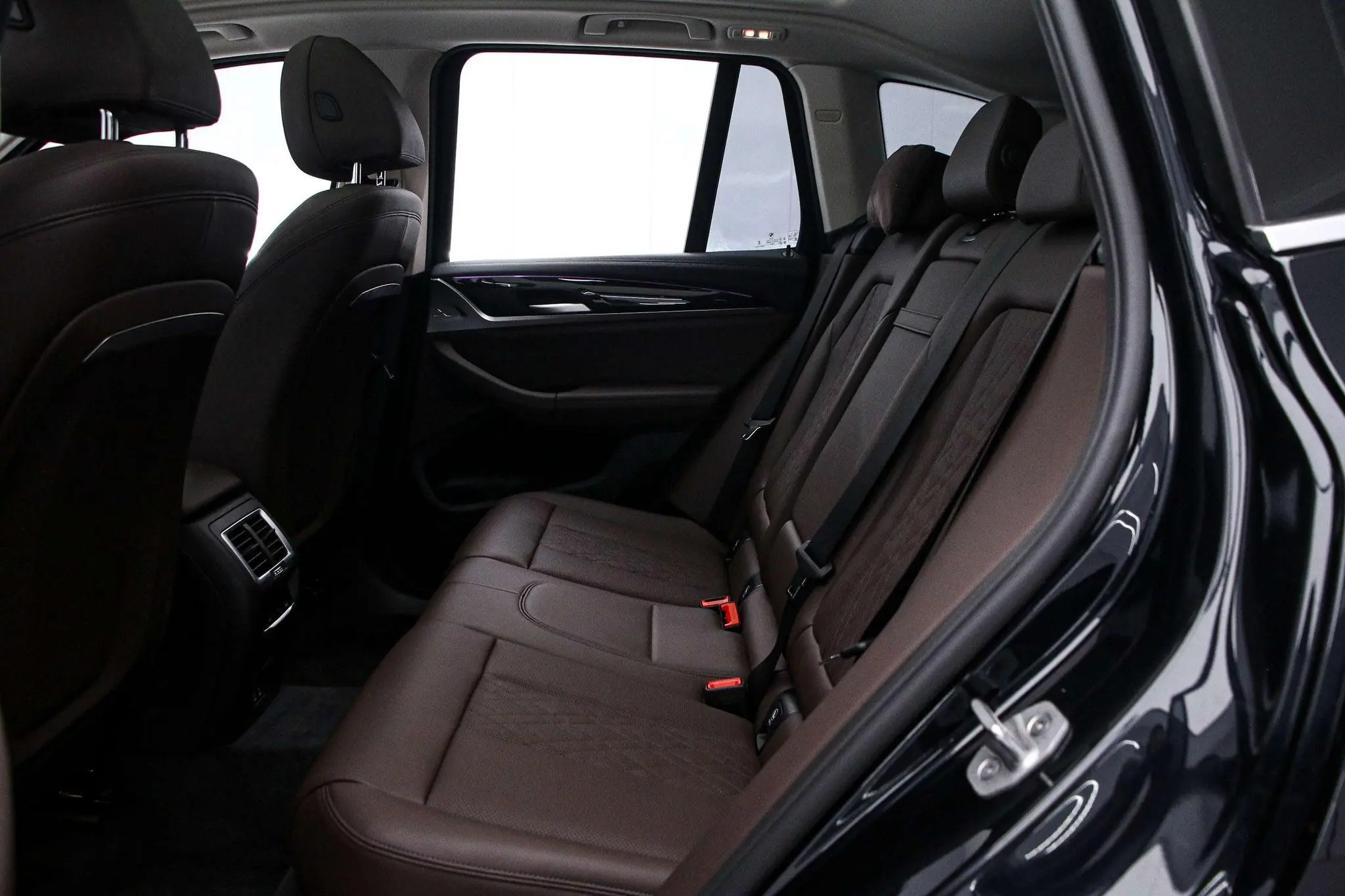 BMW BMW X3 xDrive25i M sports suit