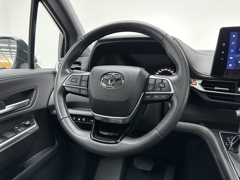 Toyota Sienna 2023