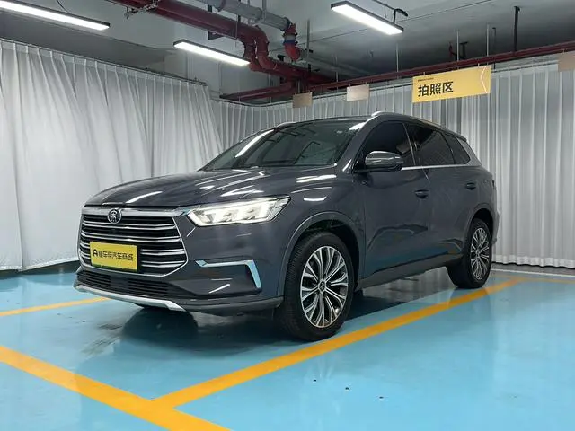 BYD Song Pro DM DM 1.5T four-wheel drive performance version luxury