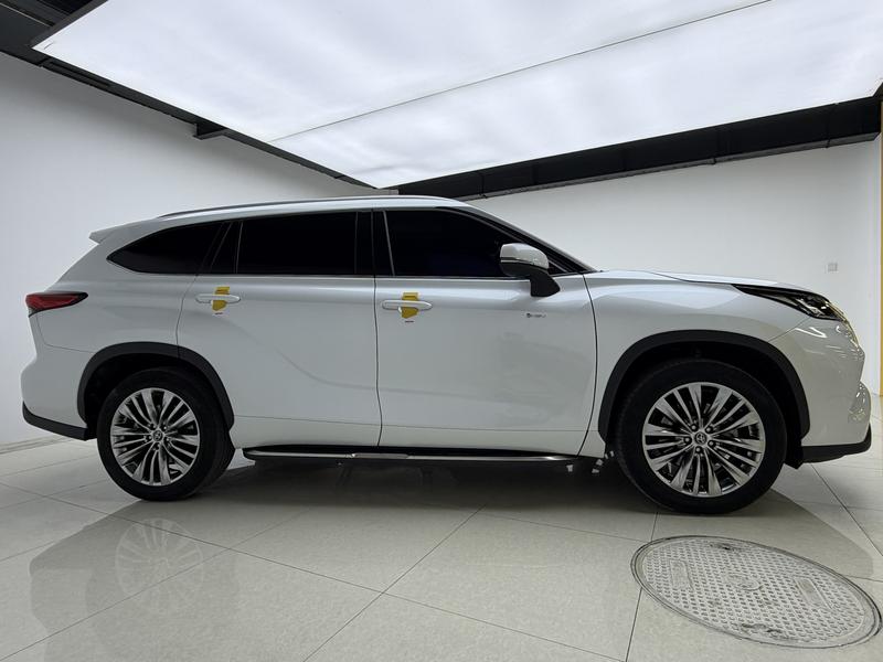 Toyota Highlander 2024