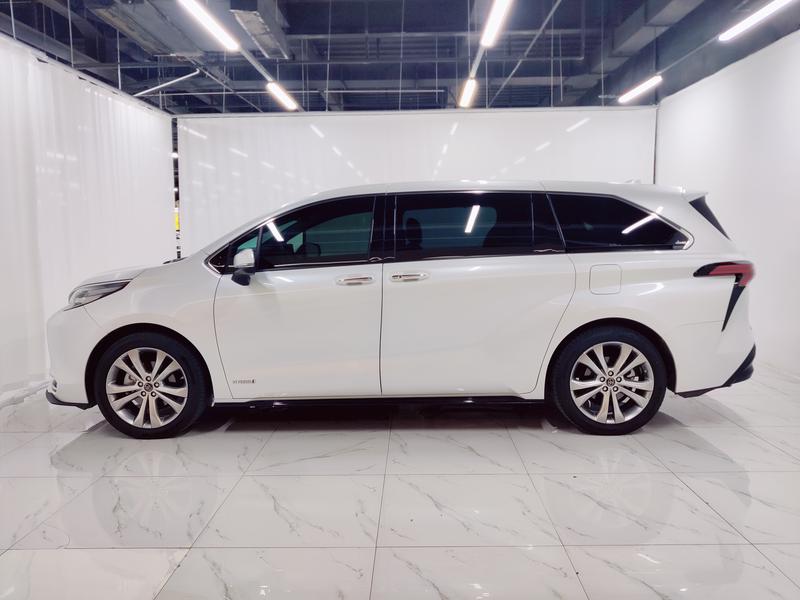 Toyota Sienna 2023