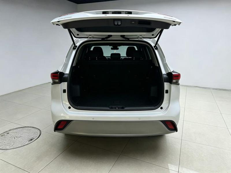 Toyota Highlander 2024