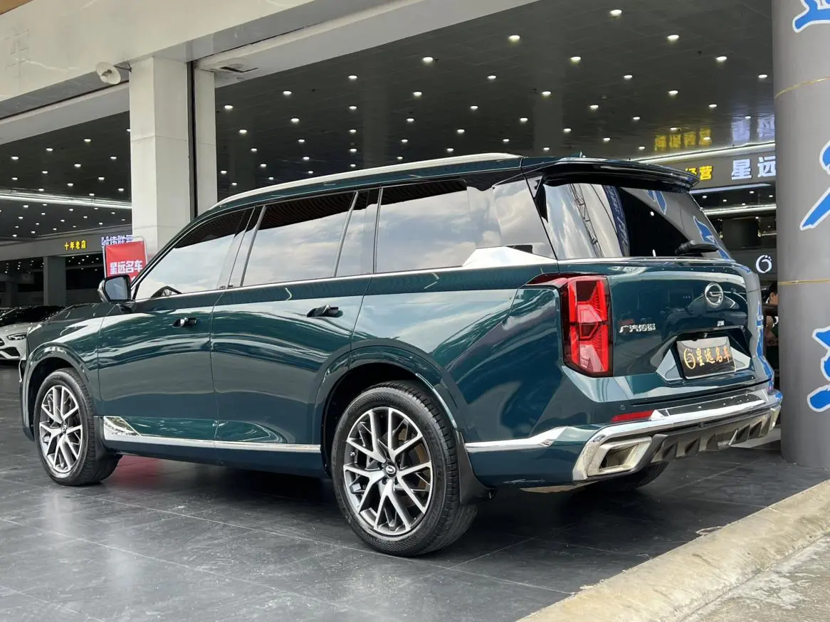 GAC Trumpchi GS8 Pilot Series 2.0 TGDI two-wheel drive Premium Edition 7-seater