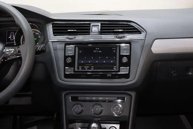 Volkswagen Tiguan L 330TSI automatic two-wheel drive comfort edition