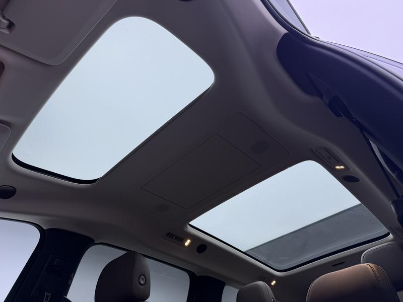 Li Auto Ideal MEGA 2025