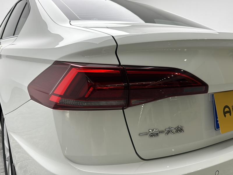 Volkswagen Bora 2021