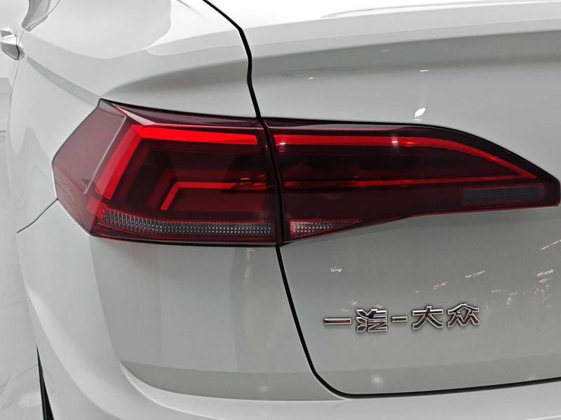 Volkswagen Bora 2021