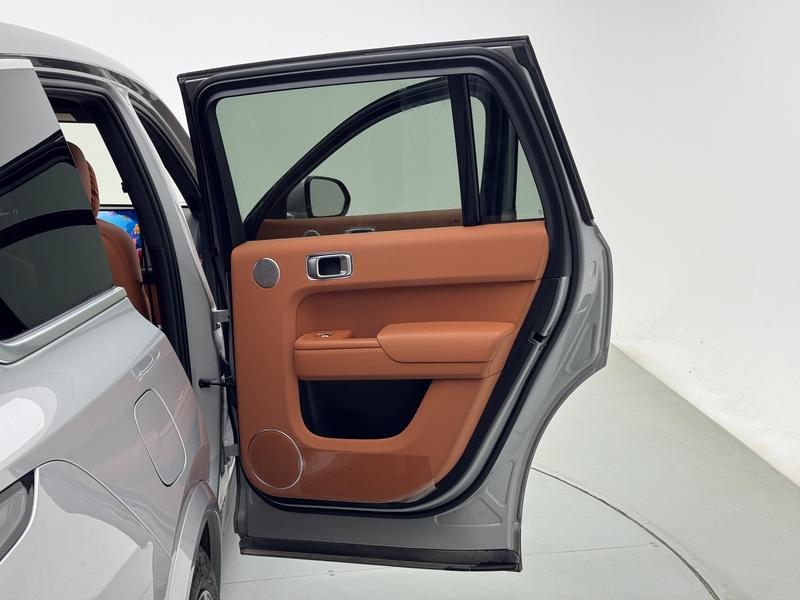 Li Auto Ideal L9 2022