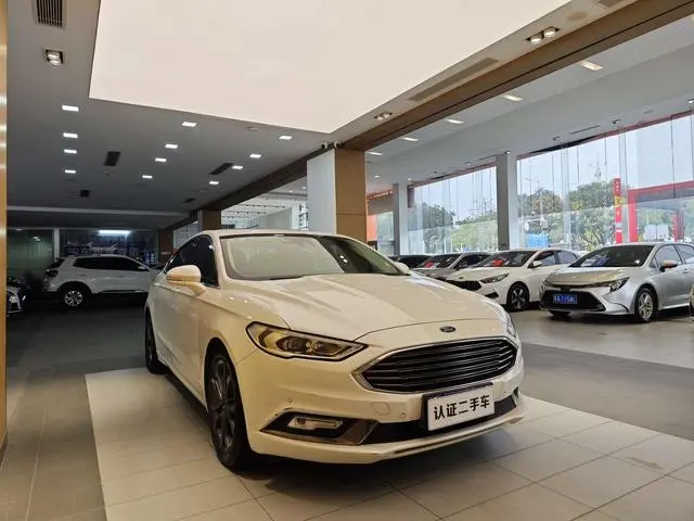 Ford Mondeo EcoBoost 180 Cognac Special Edition
