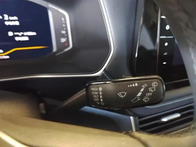 Volkswagen Tuyue Xinrui 300TSI Ruixiang Edition