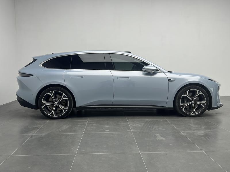 NIO NIO ET5 Touring 2024
