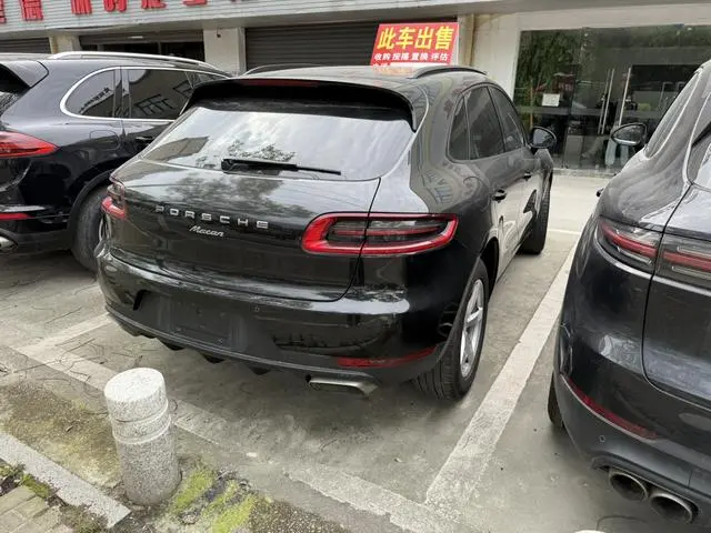 Porsche Macan Macan 2.0T