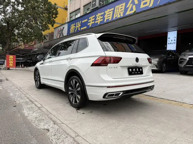 Volkswagen Tiguan L 330TSI two-wheel drive R-Line Premium edition