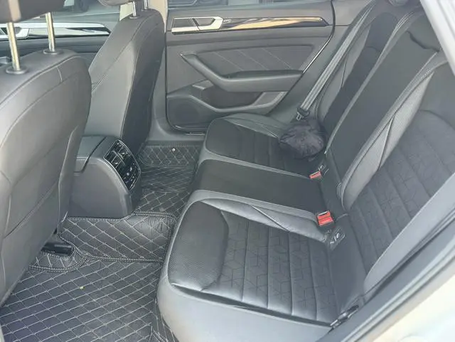 Volkswagen Volkswagen CC 380TSI eye-catching version