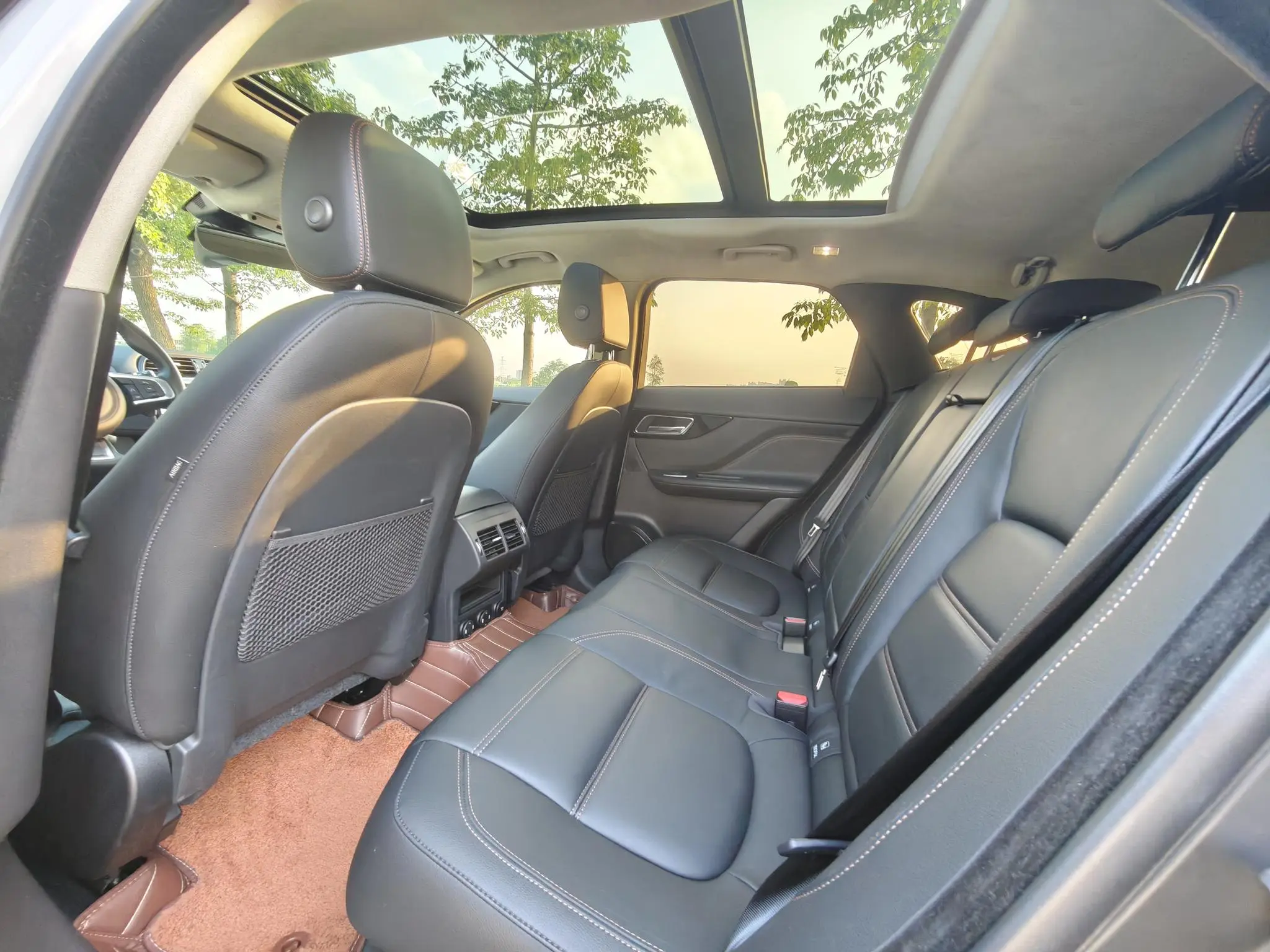 Jaguar Jaguar F-PACE 2.0T four-wheel drive Urban Exclusive Edition