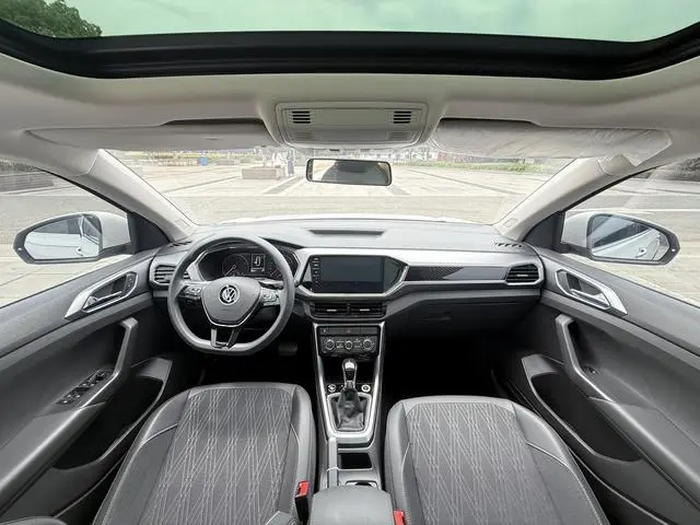 Volkswagen Tu Kai 280TSI DSG Comfort Edition