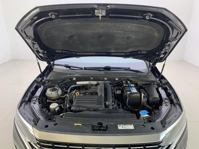 Volkswagen Passat 2023