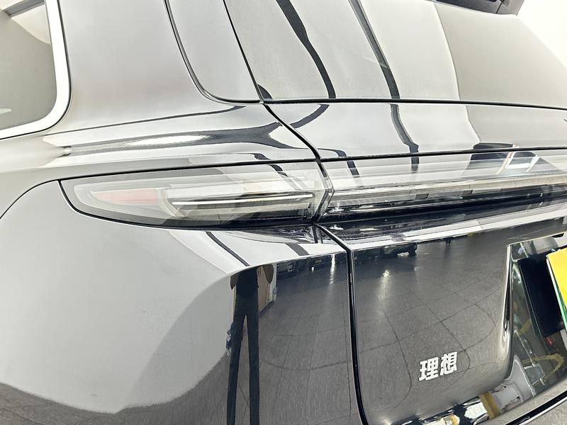 Li Auto Ideal L9 2023