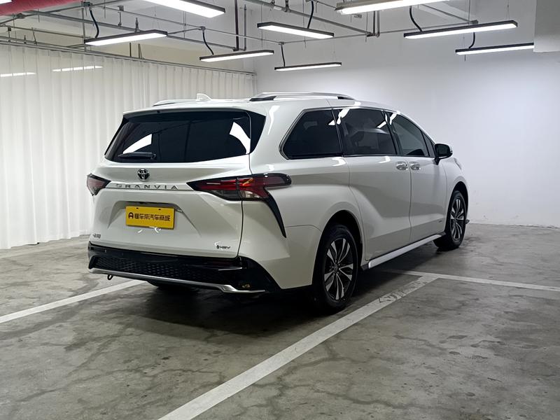 Toyota Gravia 2024