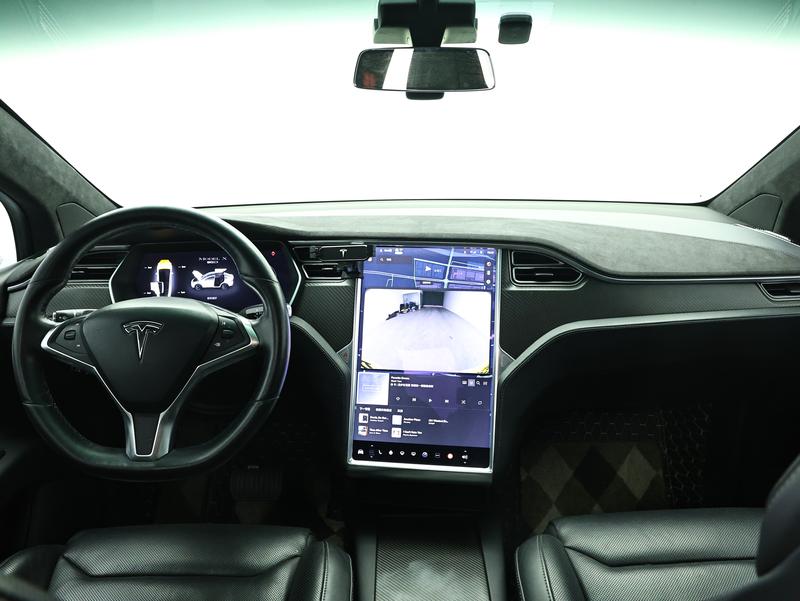 Tesla Model X 2016