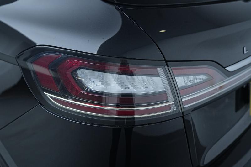 Lincoln Voyager 2021