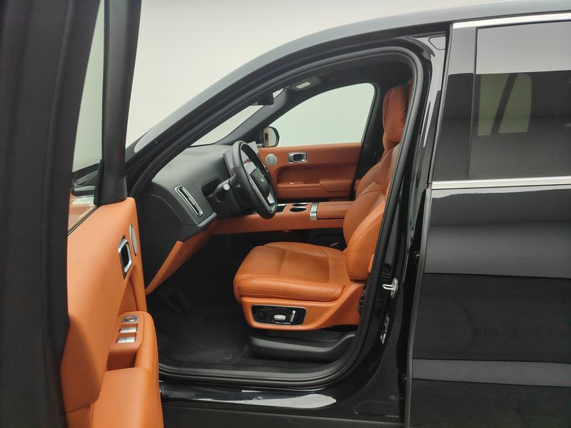 Li Auto Ideal L8 2023