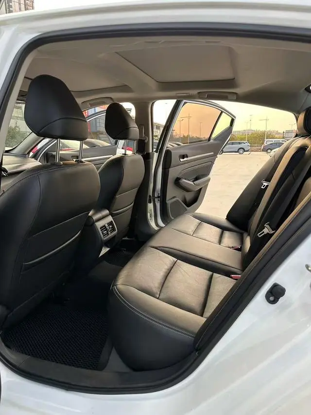 Nissan Teana 2.0L XL-TLS Enjoy Edition