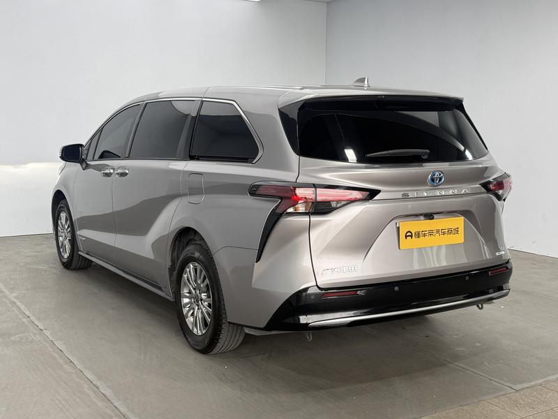 Toyota Sienna 2021