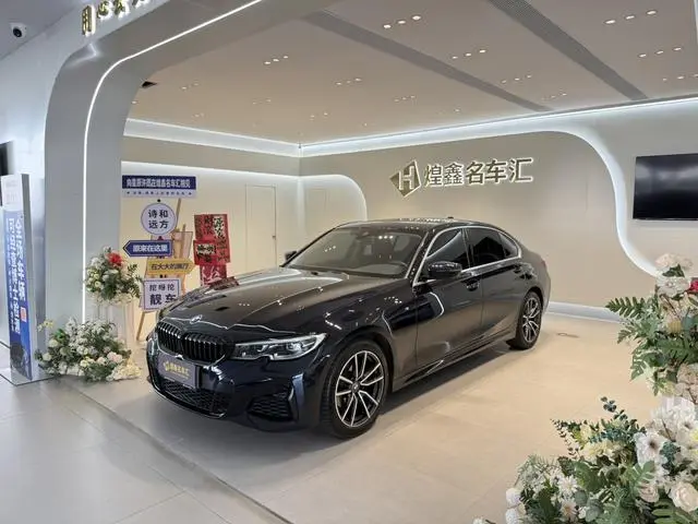 BMW BMW 3 Series Facelift 325Li M sports suit