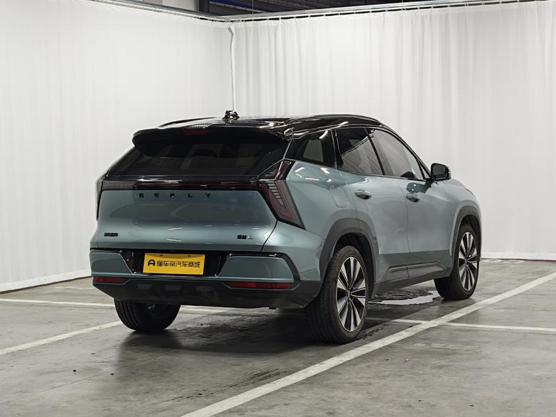 Geely Boyue L 2025