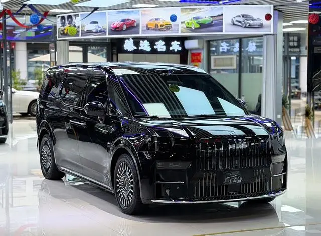 ZEEKR ZEEKR 009 Seven-seater aisle version two-wheel drive 108kWh