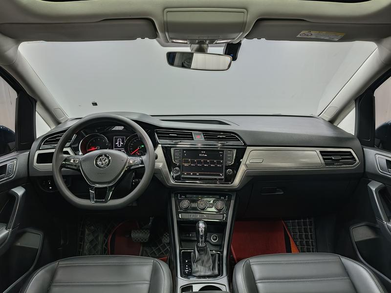 Volkswagen Touran L 2018