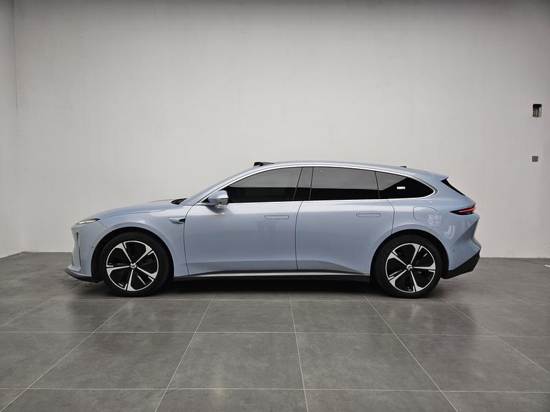 NIO NIO ET5 Touring 2024