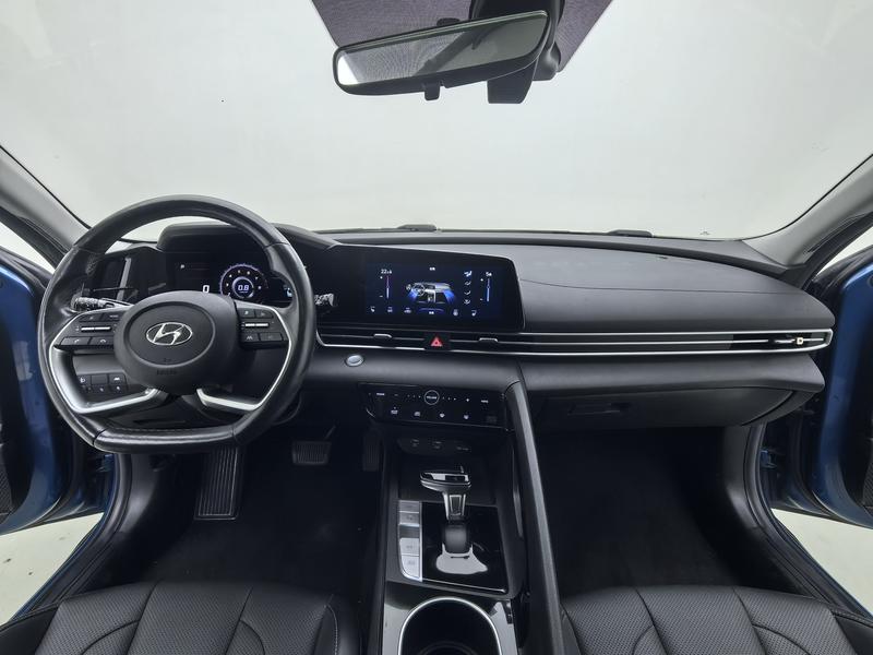 Hyundai Elantra 2021
