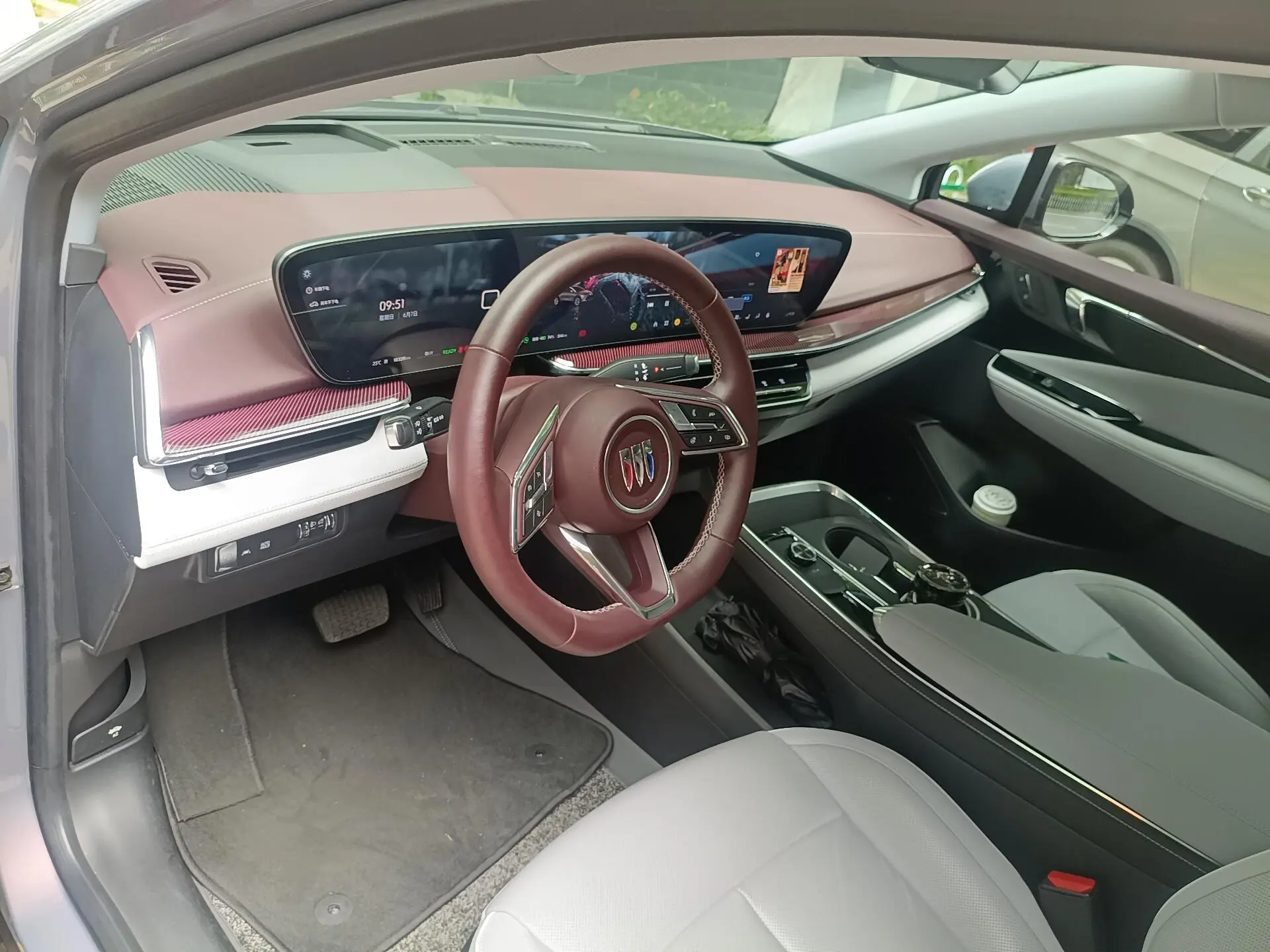 Buick Buick E4 Premium Edition