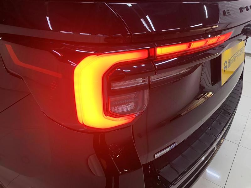 Ford explorer 2023