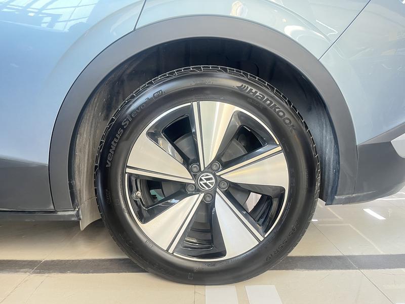 Volkswagen ID.4 X 2025