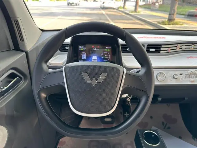 Wuling Wuling Hongguang MINIEV Macaron Premium Lithium Iron Phosphate